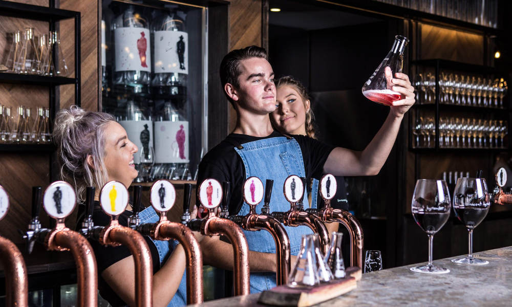 bartenders