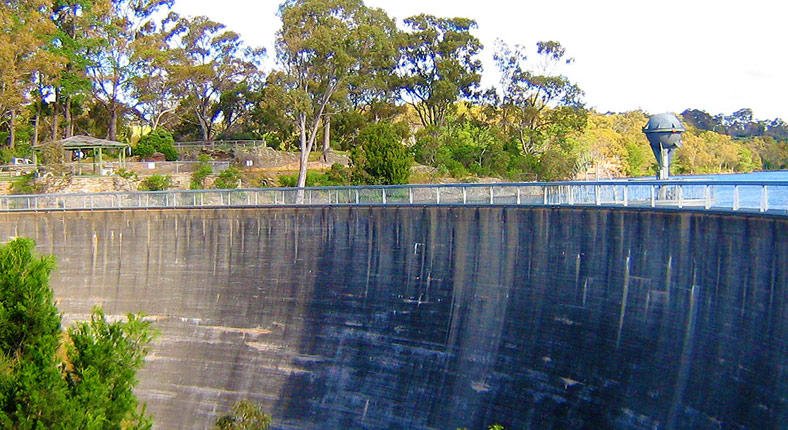Free Things To Do  Whispering Wall